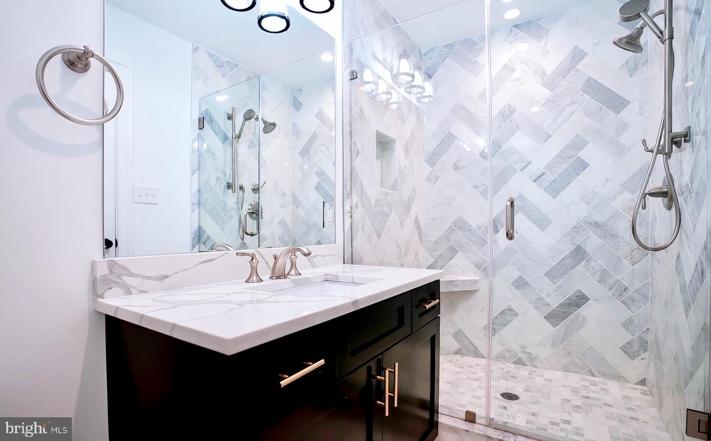 1823 KALORAMA RD NW, WASHINGTON, District Of Columbia 20009, 8 Bedrooms Bedrooms, ,8 BathroomsBathrooms,Residential,For sale,1823 KALORAMA RD NW,DCDC2205312 MLS # DCDC2205312