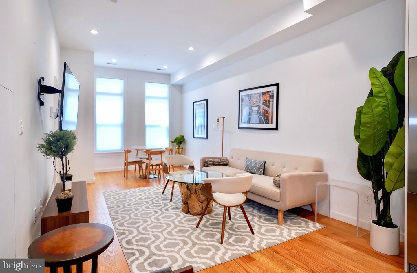 1823 KALORAMA RD NW, WASHINGTON, District Of Columbia 20009, 8 Bedrooms Bedrooms, ,8 BathroomsBathrooms,Residential,For sale,1823 KALORAMA RD NW,DCDC2205312 MLS # DCDC2205312