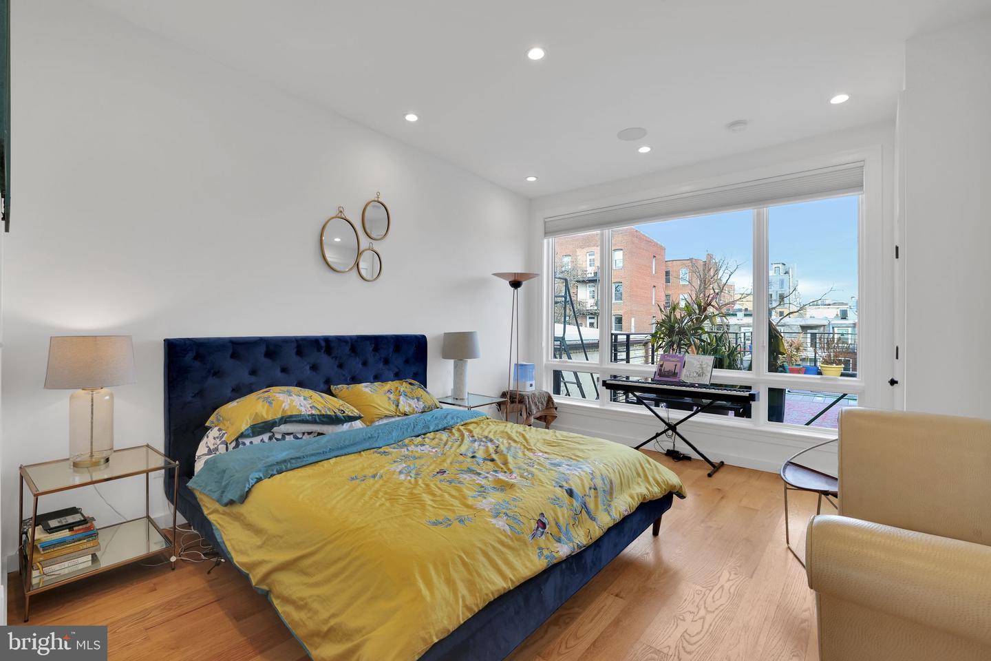 1823 KALORAMA RD NW, WASHINGTON, District Of Columbia 20009, 8 Bedrooms Bedrooms, ,8 BathroomsBathrooms,Residential,For sale,1823 KALORAMA RD NW,DCDC2205312 MLS # DCDC2205312