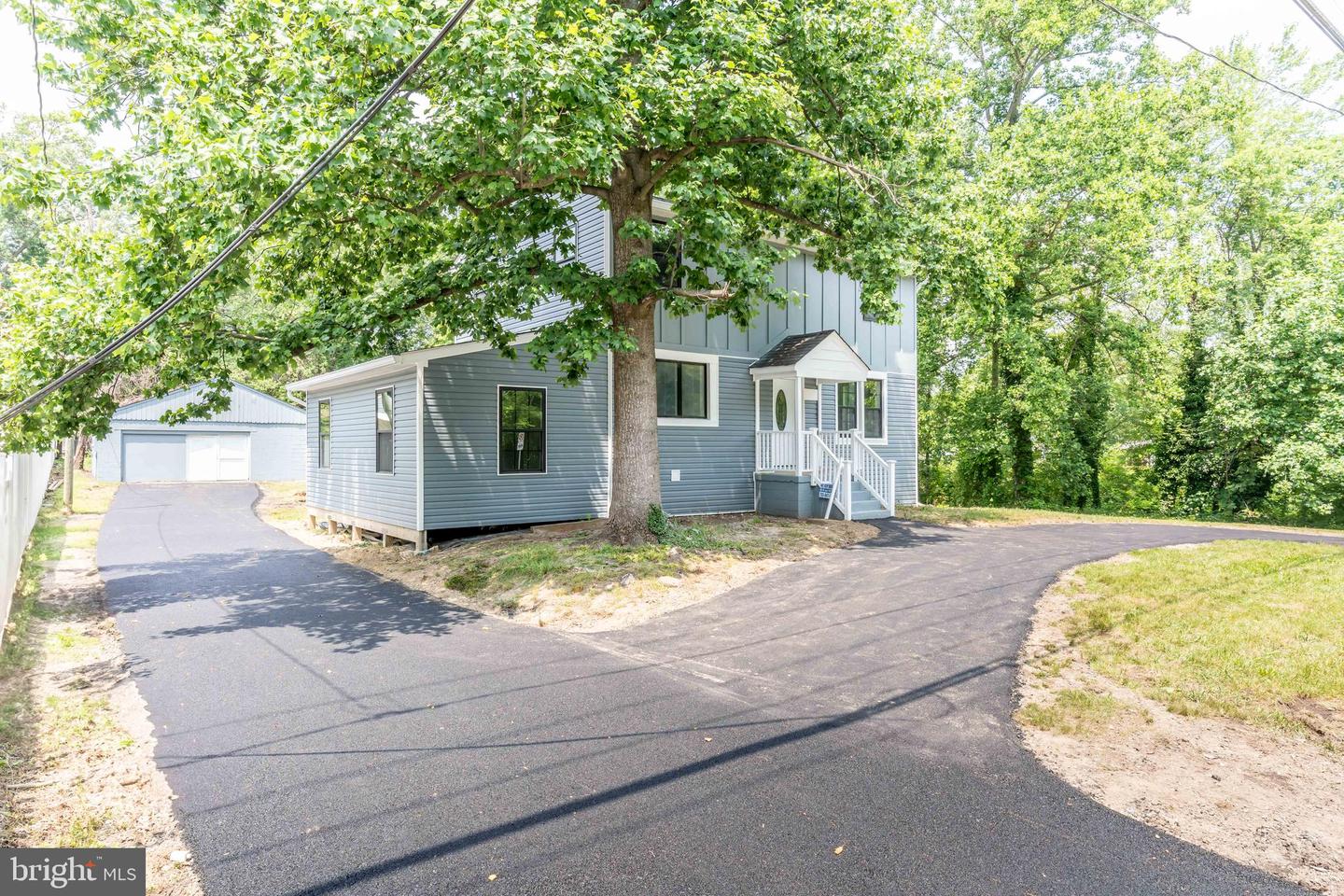 8308 FRYE RD, ALEXANDRIA, Virginia 22309, 3 Bedrooms Bedrooms, ,3 BathroomsBathrooms,Residential,For sale,8308 FRYE RD,VAFX2246962 MLS # VAFX2246962