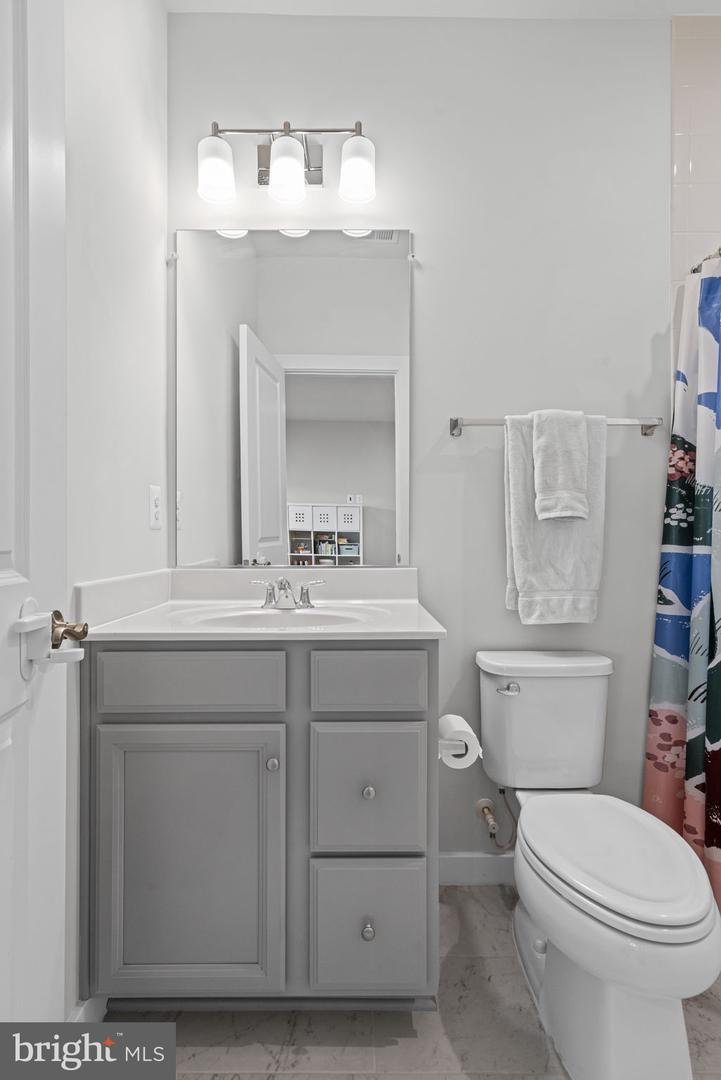 1685 ASPEN POPLAR RD, DUMFRIES, Virginia 22026, 4 Bedrooms Bedrooms, ,4 BathroomsBathrooms,Residential,For sale,1685 ASPEN POPLAR RD,VAPW2096846 MLS # VAPW2096846