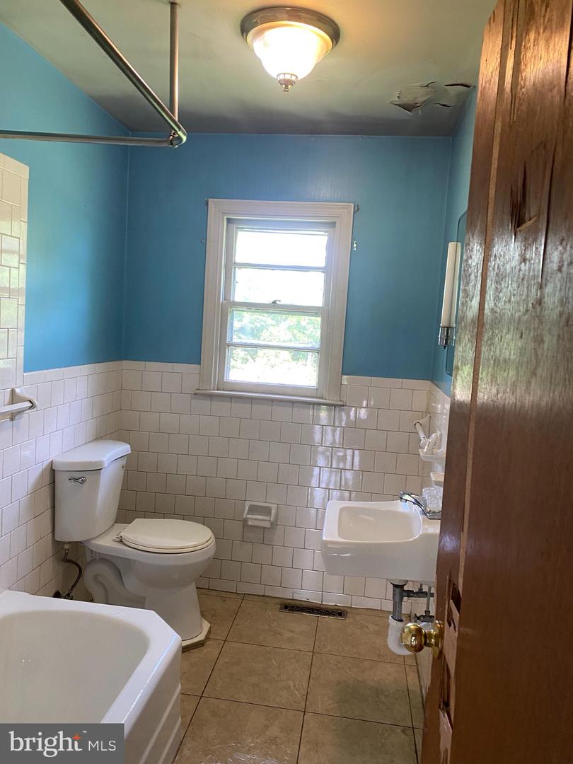 4970 RIDGE RD, SPOTSYLVANIA, Virginia 22551, 2 Bedrooms Bedrooms, ,1 BathroomBathrooms,Residential,For sale,4970 RIDGE RD,VASP2033884 MLS # VASP2033884