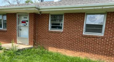4970 RIDGE RD, SPOTSYLVANIA, Virginia 22551, 2 Bedrooms Bedrooms, ,1 BathroomBathrooms,Residential,For sale,4970 RIDGE RD,VASP2033884 MLS # VASP2033884