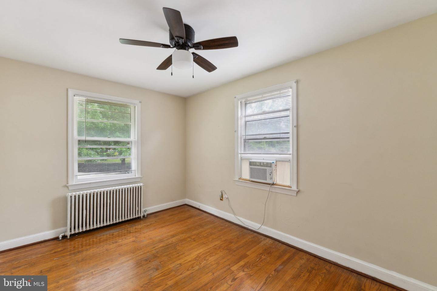 3541 HIGHWOOD DR SE, WASHINGTON, District Of Columbia 20020, 4 Bedrooms Bedrooms, ,2 BathroomsBathrooms,Residential,For sale,3541 HIGHWOOD DR SE,DCDC2205332 MLS # DCDC2205332