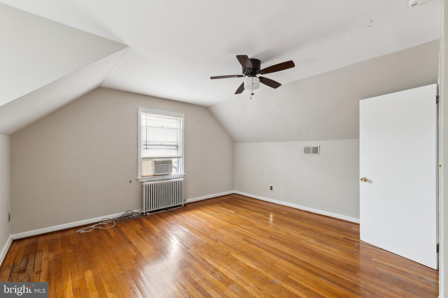 3541 HIGHWOOD DR SE, WASHINGTON, District Of Columbia 20020, 4 Bedrooms Bedrooms, ,2 BathroomsBathrooms,Residential,For sale,3541 HIGHWOOD DR SE,DCDC2205332 MLS # DCDC2205332