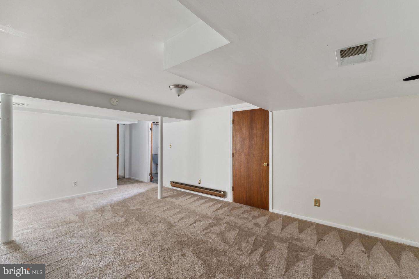 3541 HIGHWOOD DR SE, WASHINGTON, District Of Columbia 20020, 4 Bedrooms Bedrooms, ,2 BathroomsBathrooms,Residential,For sale,3541 HIGHWOOD DR SE,DCDC2205332 MLS # DCDC2205332