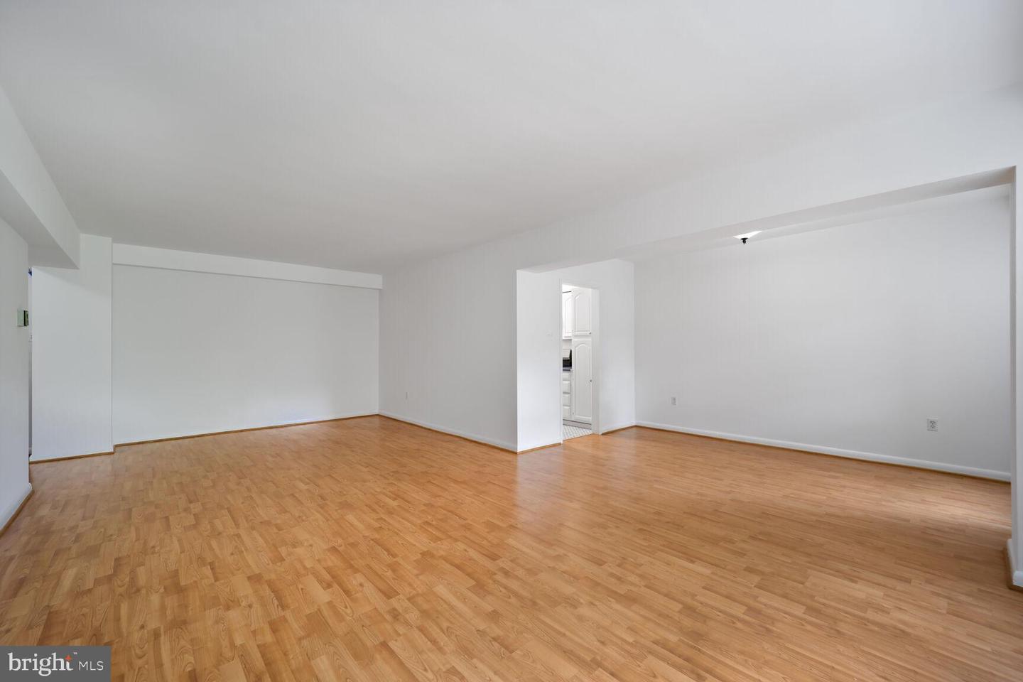 4201 CATHEDRAL AVE NW #303E, WASHINGTON, District Of Columbia 20016, 1 Bedroom Bedrooms, ,1 BathroomBathrooms,Residential,For sale,4201 CATHEDRAL AVE NW #303E,DCDC2205340 MLS # DCDC2205340