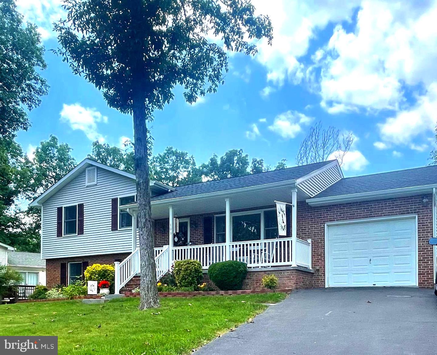 103 BELL HAVEN CIR, STEPHENS CITY, Virginia 22655, 3 Bedrooms Bedrooms, ,2 BathroomsBathrooms,Residential,For sale,103 BELL HAVEN CIR,VAFV2034820 MLS # VAFV2034820