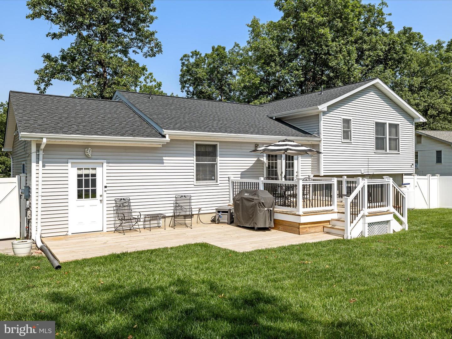 103 BELL HAVEN CIR, STEPHENS CITY, Virginia 22655, 3 Bedrooms Bedrooms, ,2 BathroomsBathrooms,Residential,For sale,103 BELL HAVEN CIR,VAFV2034820 MLS # VAFV2034820