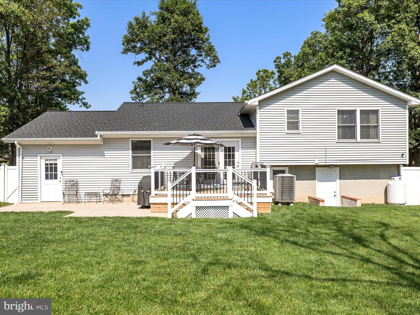 103 BELL HAVEN CIR, STEPHENS CITY, Virginia 22655, 3 Bedrooms Bedrooms, ,2 BathroomsBathrooms,Residential,For sale,103 BELL HAVEN CIR,VAFV2034820 MLS # VAFV2034820