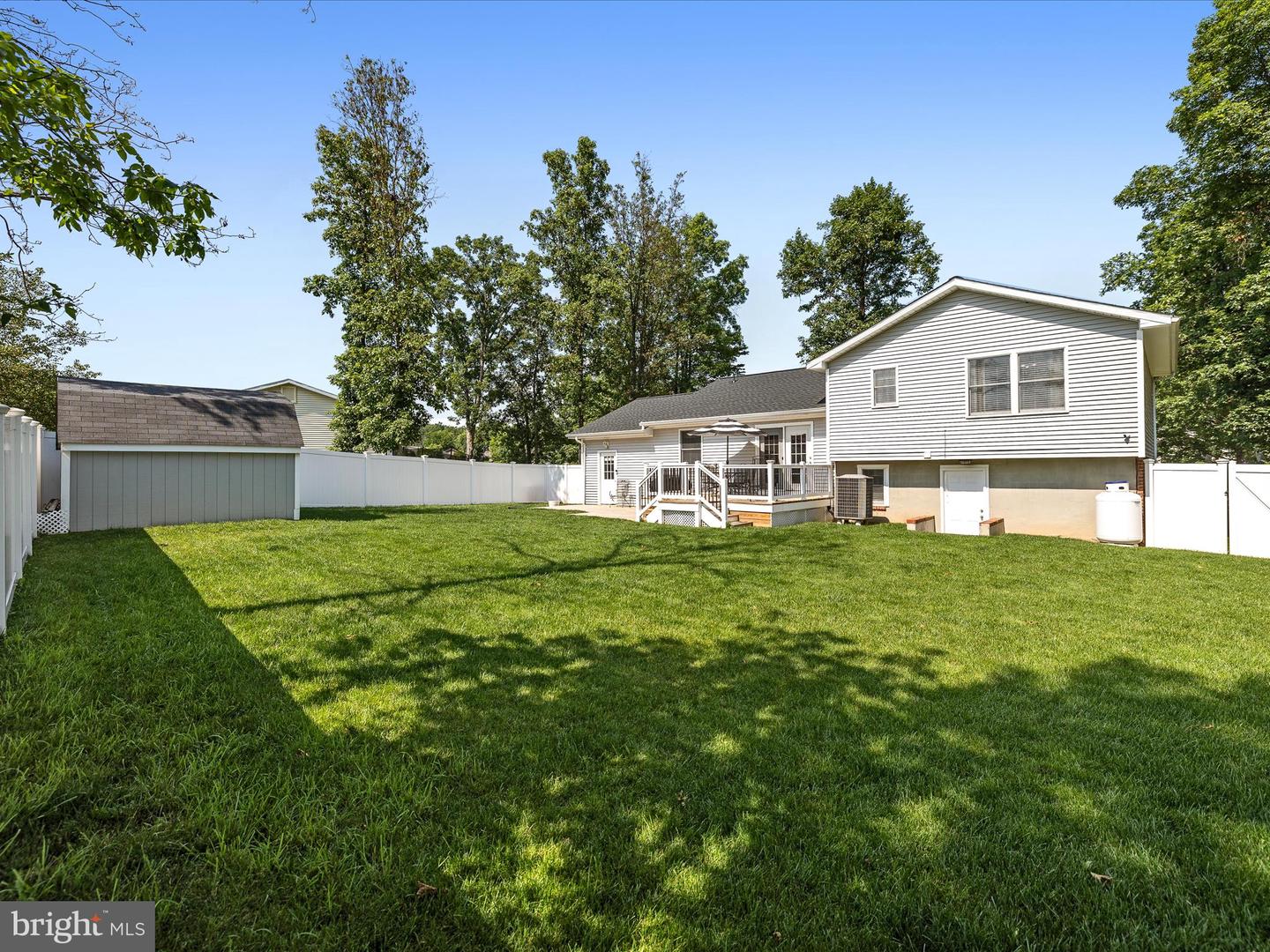 103 BELL HAVEN CIR, STEPHENS CITY, Virginia 22655, 3 Bedrooms Bedrooms, ,2 BathroomsBathrooms,Residential,For sale,103 BELL HAVEN CIR,VAFV2034820 MLS # VAFV2034820