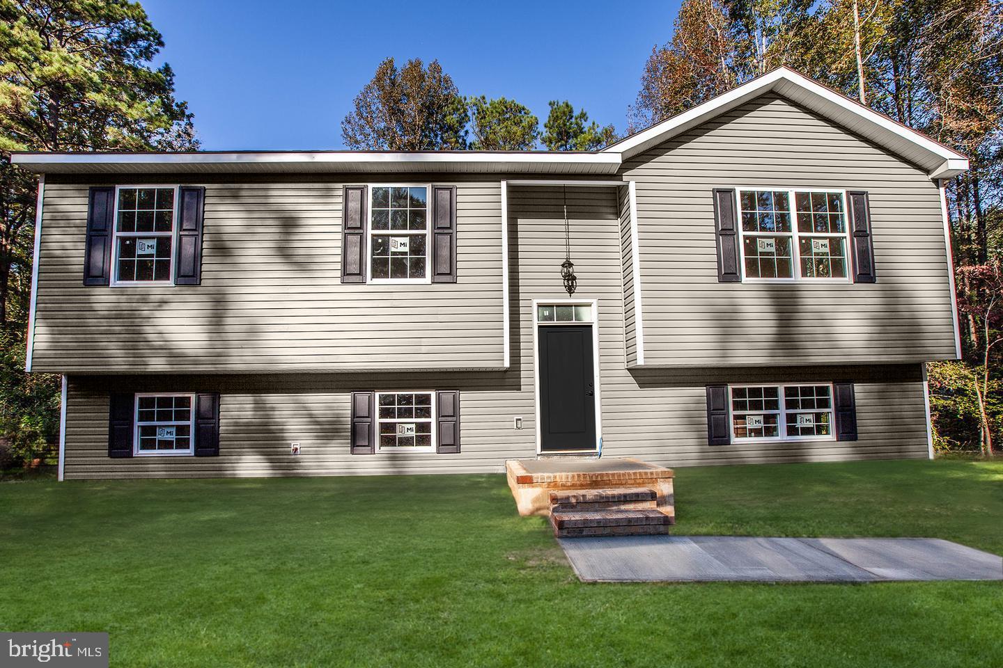 880 CAMPERS LN, RUTHER GLEN, Virginia 22546, 3 Bedrooms Bedrooms, ,3 BathroomsBathrooms,Residential,For sale,880 CAMPERS LN,VACV2008298 MLS # VACV2008298