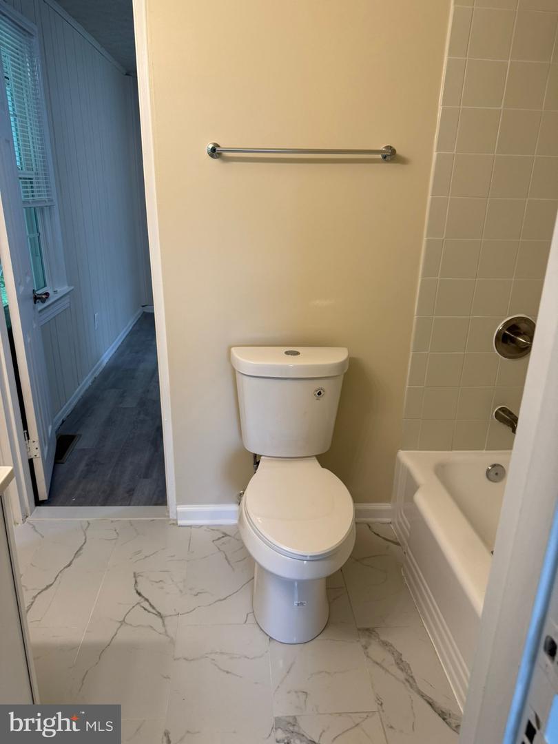 501 TUNSTALL AVE, BLACKSTONE, Virginia 23824, 3 Bedrooms Bedrooms, 5 Rooms Rooms,1 BathroomBathrooms,Residential,For sale,501 TUNSTALL AVE,VANW2000058 MLS # VANW2000058