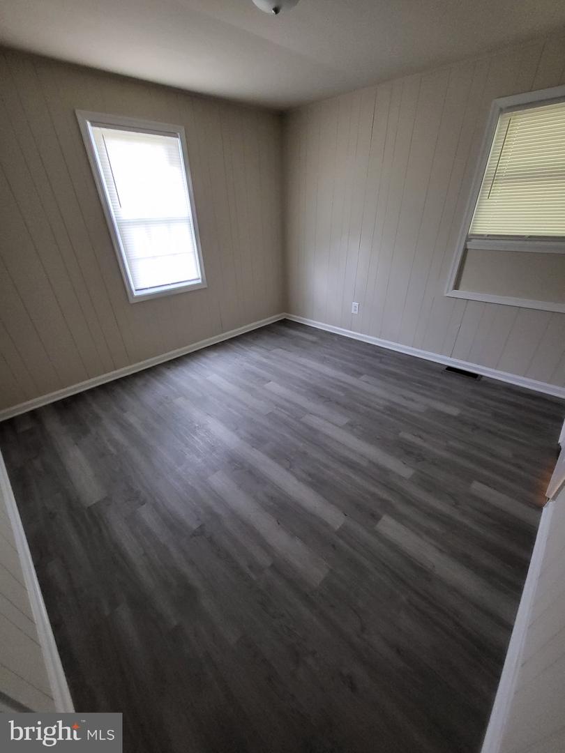 501 TUNSTALL AVE, BLACKSTONE, Virginia 23824, 3 Bedrooms Bedrooms, 5 Rooms Rooms,1 BathroomBathrooms,Residential,For sale,501 TUNSTALL AVE,VANW2000058 MLS # VANW2000058