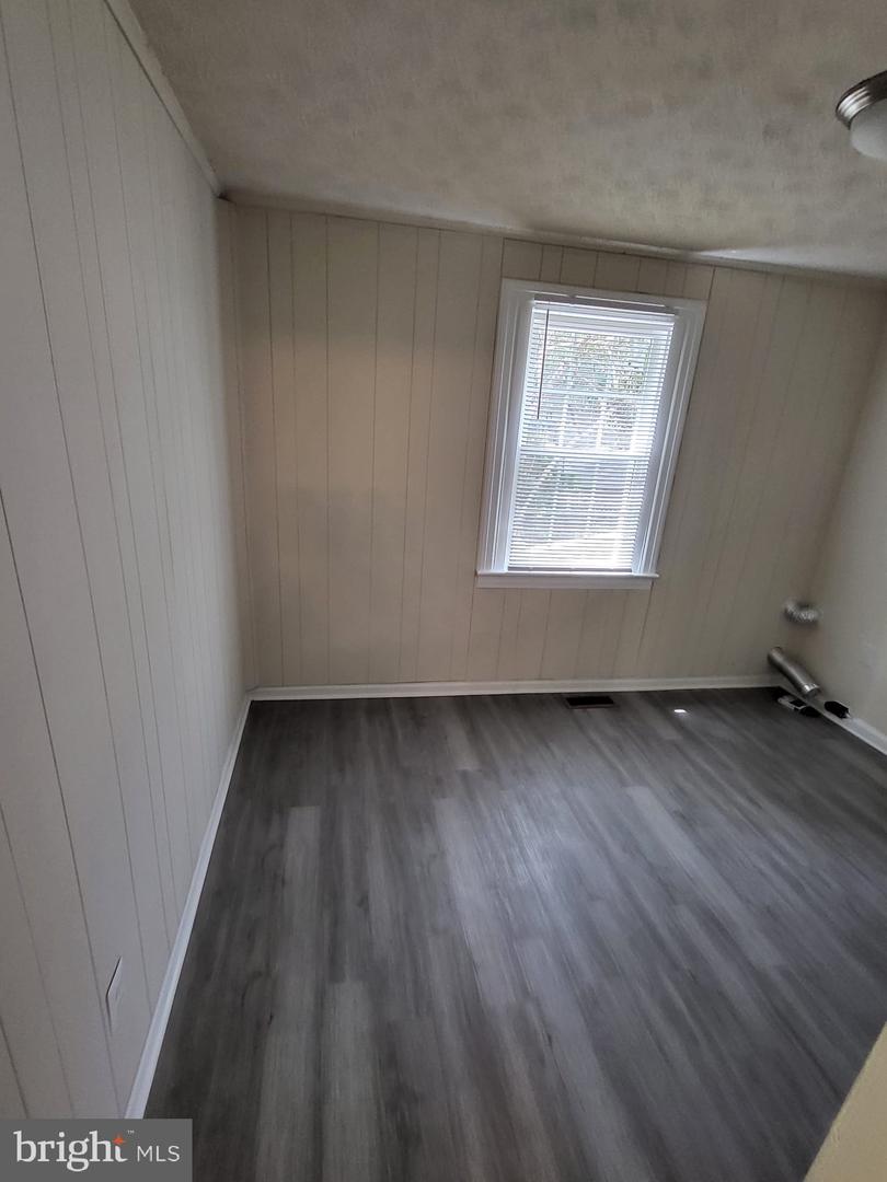 501 TUNSTALL AVE, BLACKSTONE, Virginia 23824, 3 Bedrooms Bedrooms, 5 Rooms Rooms,1 BathroomBathrooms,Residential,For sale,501 TUNSTALL AVE,VANW2000058 MLS # VANW2000058