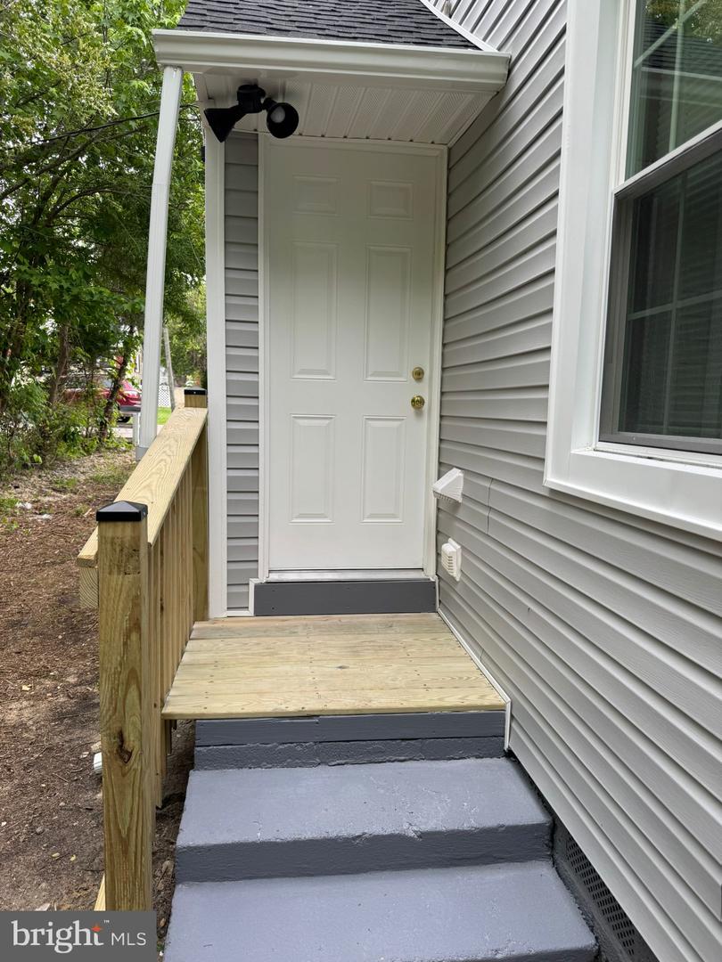 501 TUNSTALL AVE, BLACKSTONE, Virginia 23824, 3 Bedrooms Bedrooms, 5 Rooms Rooms,1 BathroomBathrooms,Residential,For sale,501 TUNSTALL AVE,VANW2000058 MLS # VANW2000058