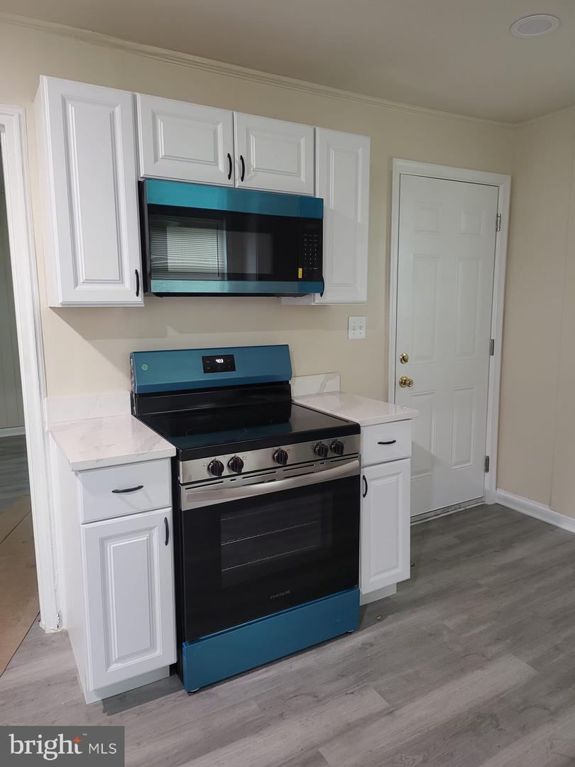 501 TUNSTALL AVE, BLACKSTONE, Virginia 23824, 3 Bedrooms Bedrooms, 5 Rooms Rooms,1 BathroomBathrooms,Residential,For sale,501 TUNSTALL AVE,VANW2000058 MLS # VANW2000058