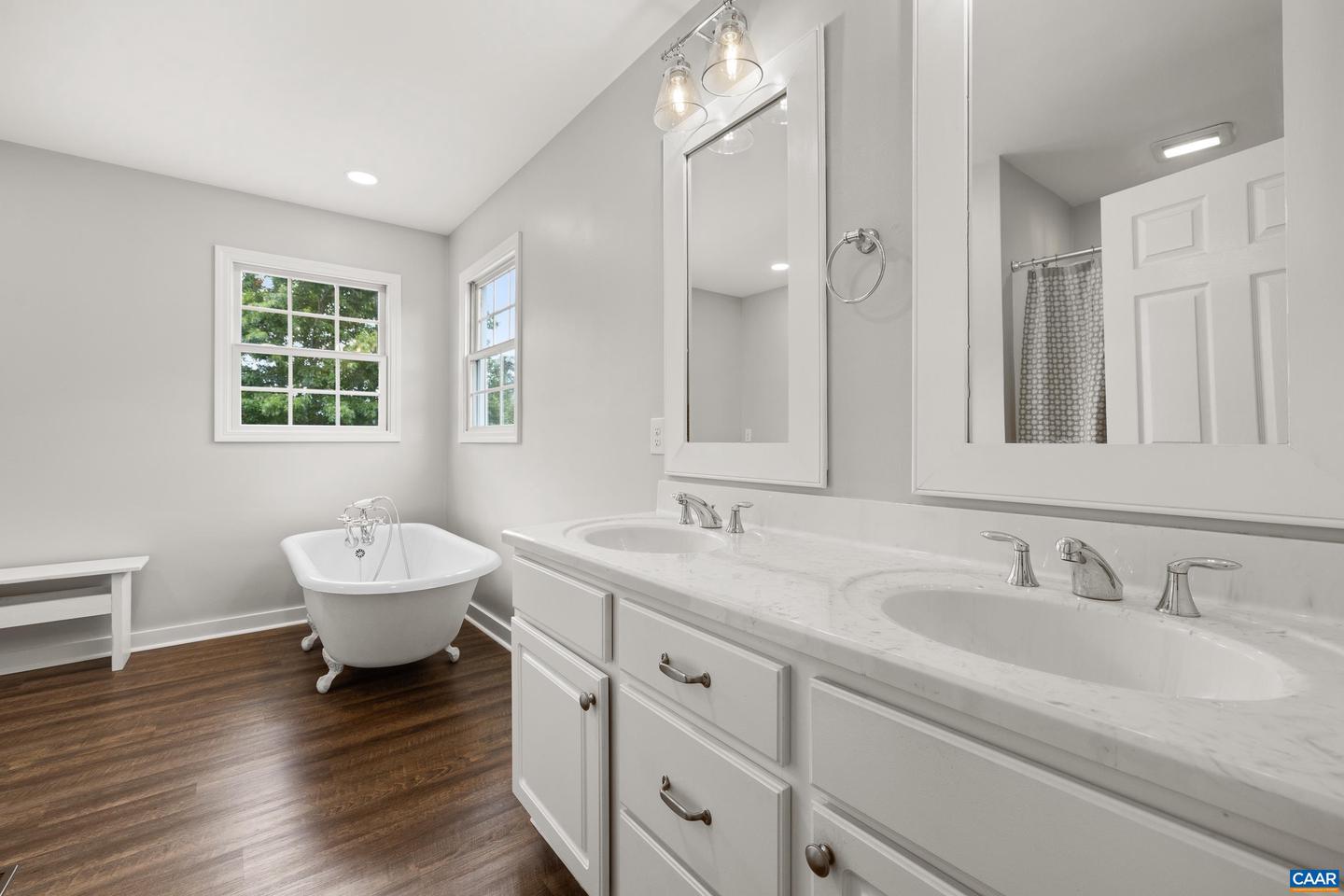 311 SHARPS CREEK DR, SCOTTSVILLE, Virginia 24590, 3 Bedrooms Bedrooms, ,2 BathroomsBathrooms,Residential,For sale,311 SHARPS CREEK DR,665651 MLS # 665651