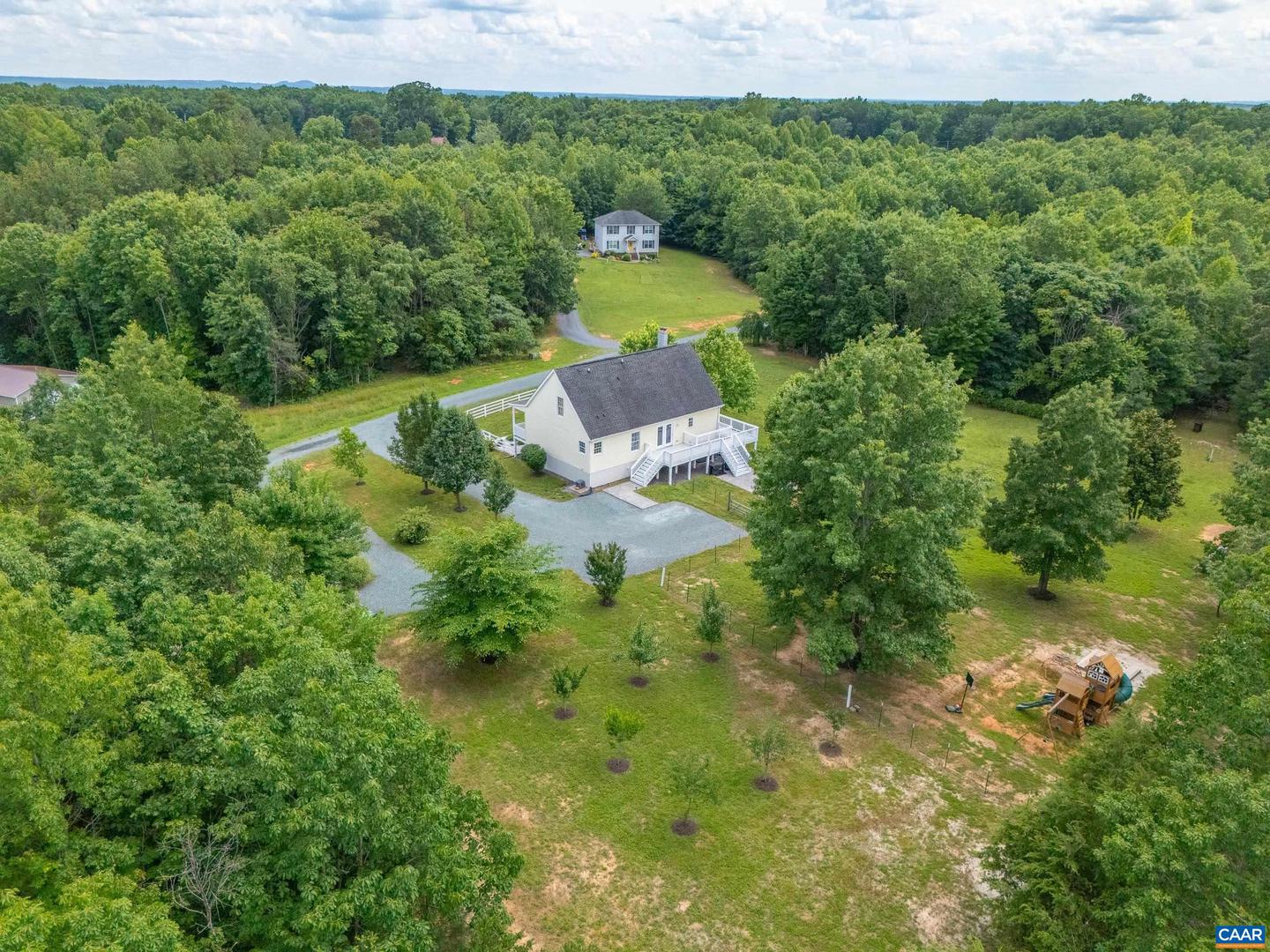 311 SHARPS CREEK DR, SCOTTSVILLE, Virginia 24590, 3 Bedrooms Bedrooms, ,2 BathroomsBathrooms,Residential,For sale,311 SHARPS CREEK DR,665651 MLS # 665651