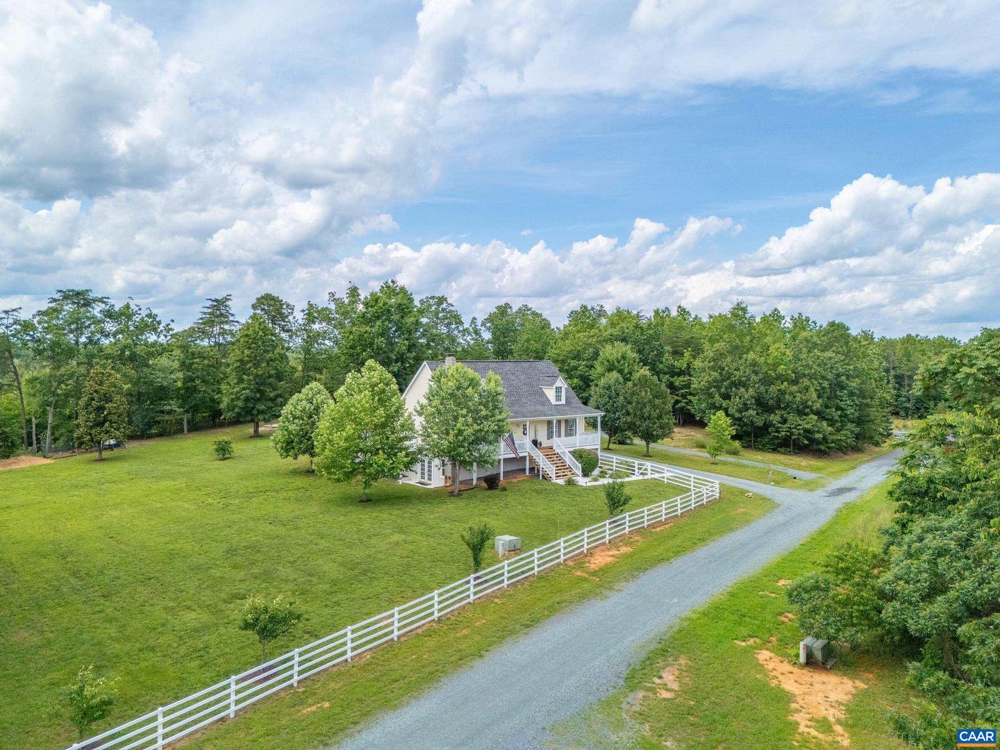 311 SHARPS CREEK DR, SCOTTSVILLE, Virginia 24590, 3 Bedrooms Bedrooms, ,2 BathroomsBathrooms,Residential,For sale,311 SHARPS CREEK DR,665651 MLS # 665651
