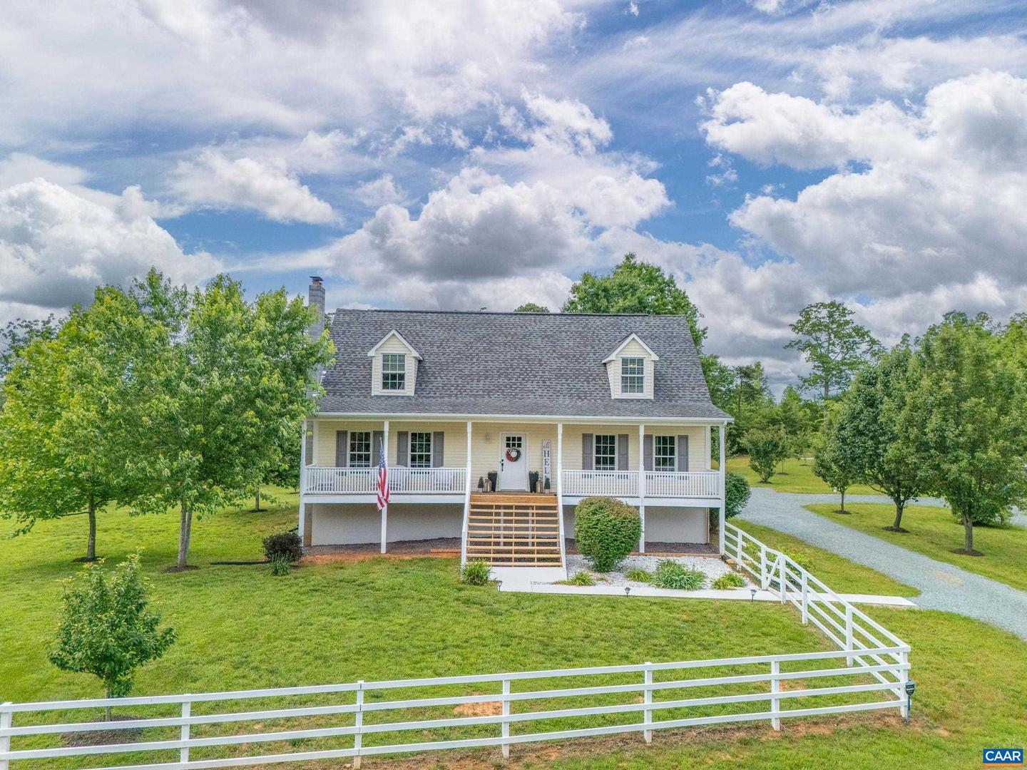 311 SHARPS CREEK DR, SCOTTSVILLE, Virginia 24590, 3 Bedrooms Bedrooms, ,2 BathroomsBathrooms,Residential,For sale,311 SHARPS CREEK DR,665651 MLS # 665651