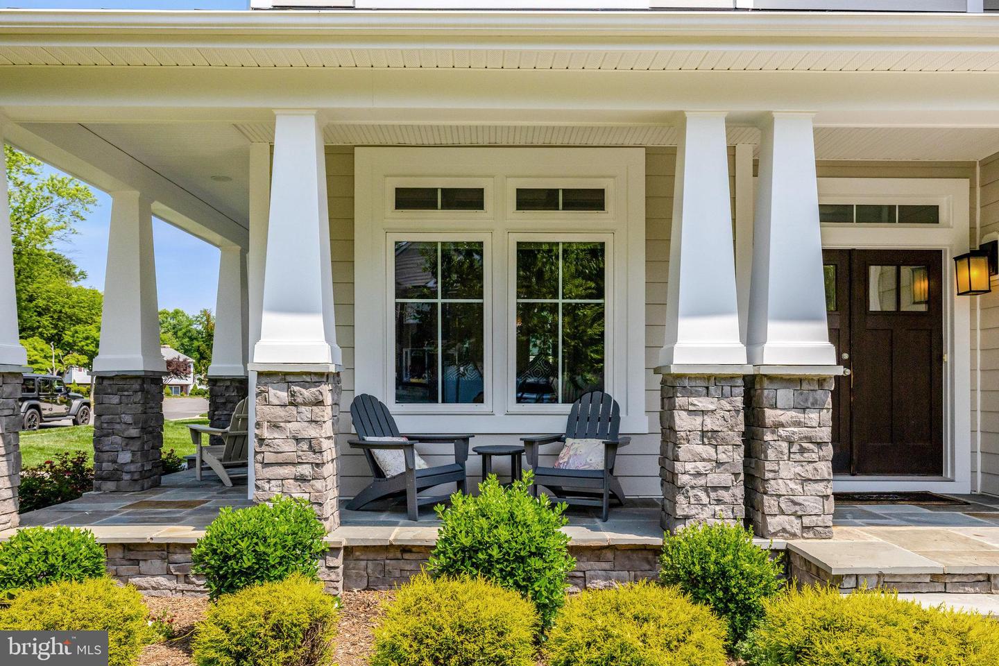 300 JADE CT NW, VIENNA, Virginia 22180, 5 Bedrooms Bedrooms, ,4 BathroomsBathrooms,Residential,For sale,300 JADE CT NW,VAFX2247198 MLS # VAFX2247198
