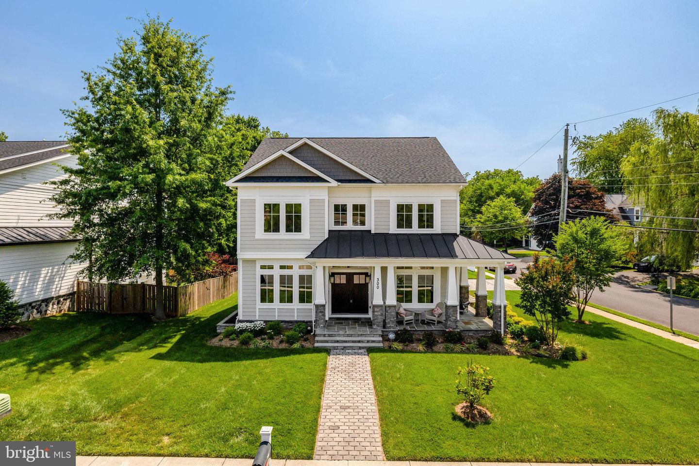 300 JADE CT NW, VIENNA, Virginia 22180, 5 Bedrooms Bedrooms, ,4 BathroomsBathrooms,Residential,For sale,300 JADE CT NW,VAFX2247198 MLS # VAFX2247198