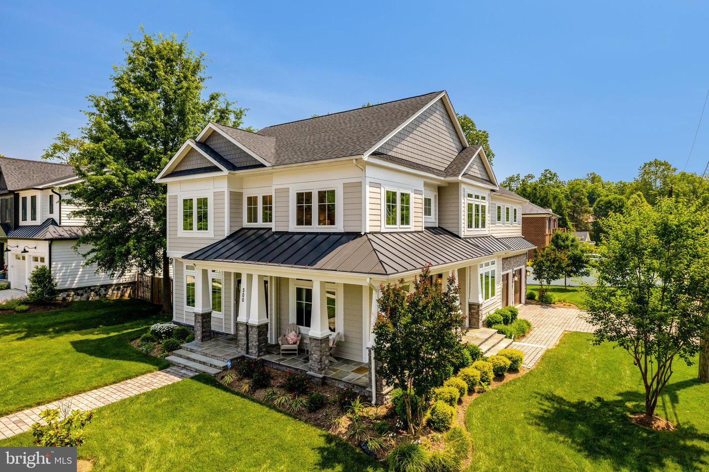 300 JADE CT NW, VIENNA, Virginia 22180, 5 Bedrooms Bedrooms, ,4 BathroomsBathrooms,Residential,For sale,300 JADE CT NW,VAFX2247198 MLS # VAFX2247198