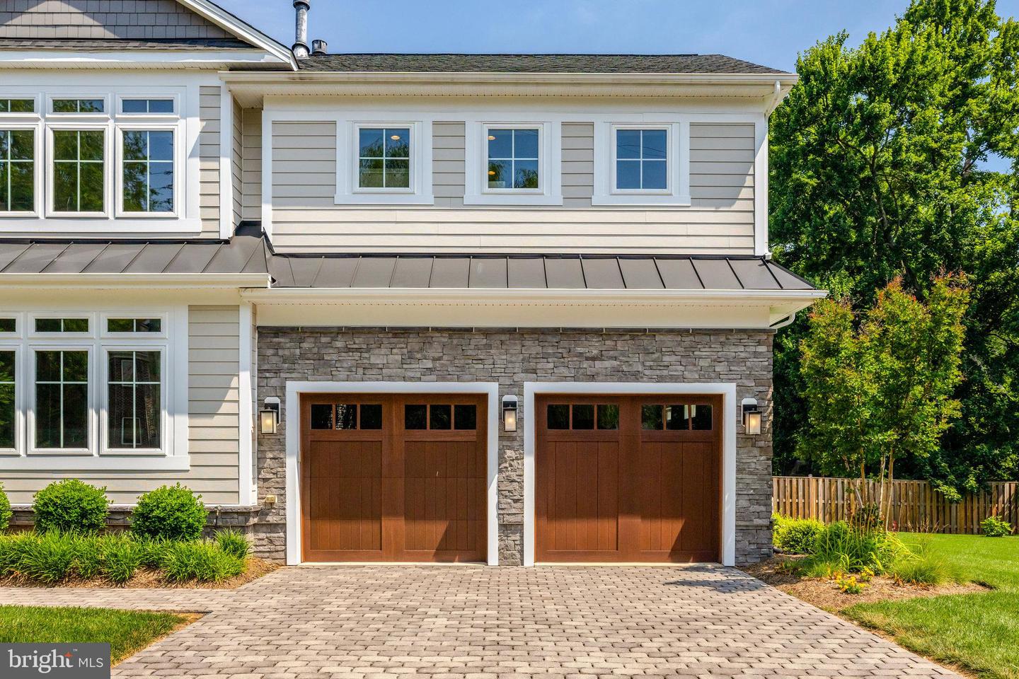 300 JADE CT NW, VIENNA, Virginia 22180, 5 Bedrooms Bedrooms, ,4 BathroomsBathrooms,Residential,For sale,300 JADE CT NW,VAFX2247198 MLS # VAFX2247198