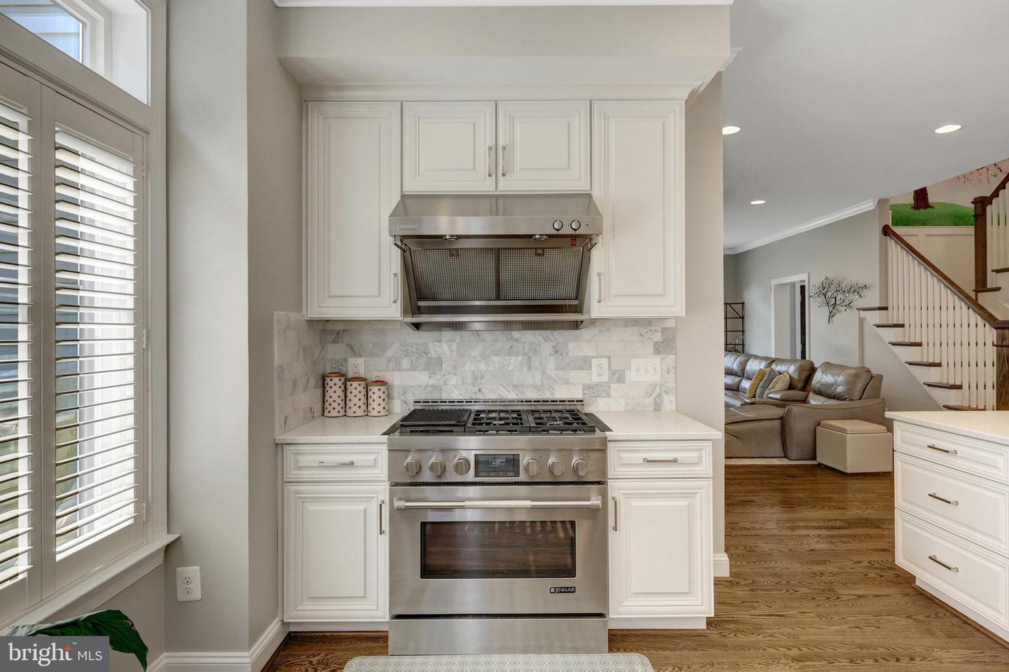 300 JADE CT NW, VIENNA, Virginia 22180, 5 Bedrooms Bedrooms, ,4 BathroomsBathrooms,Residential,For sale,300 JADE CT NW,VAFX2247198 MLS # VAFX2247198