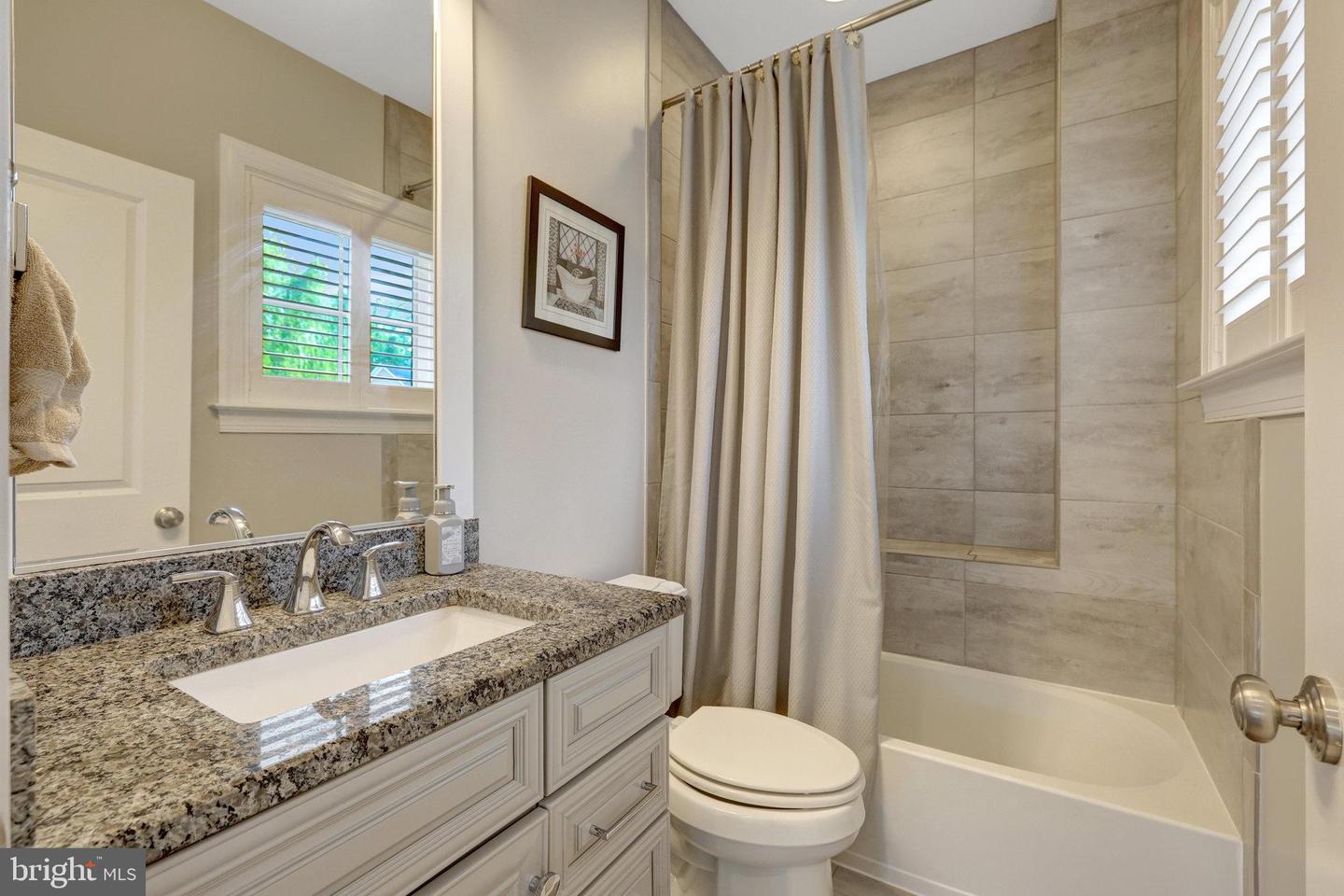 300 JADE CT NW, VIENNA, Virginia 22180, 5 Bedrooms Bedrooms, ,4 BathroomsBathrooms,Residential,For sale,300 JADE CT NW,VAFX2247198 MLS # VAFX2247198