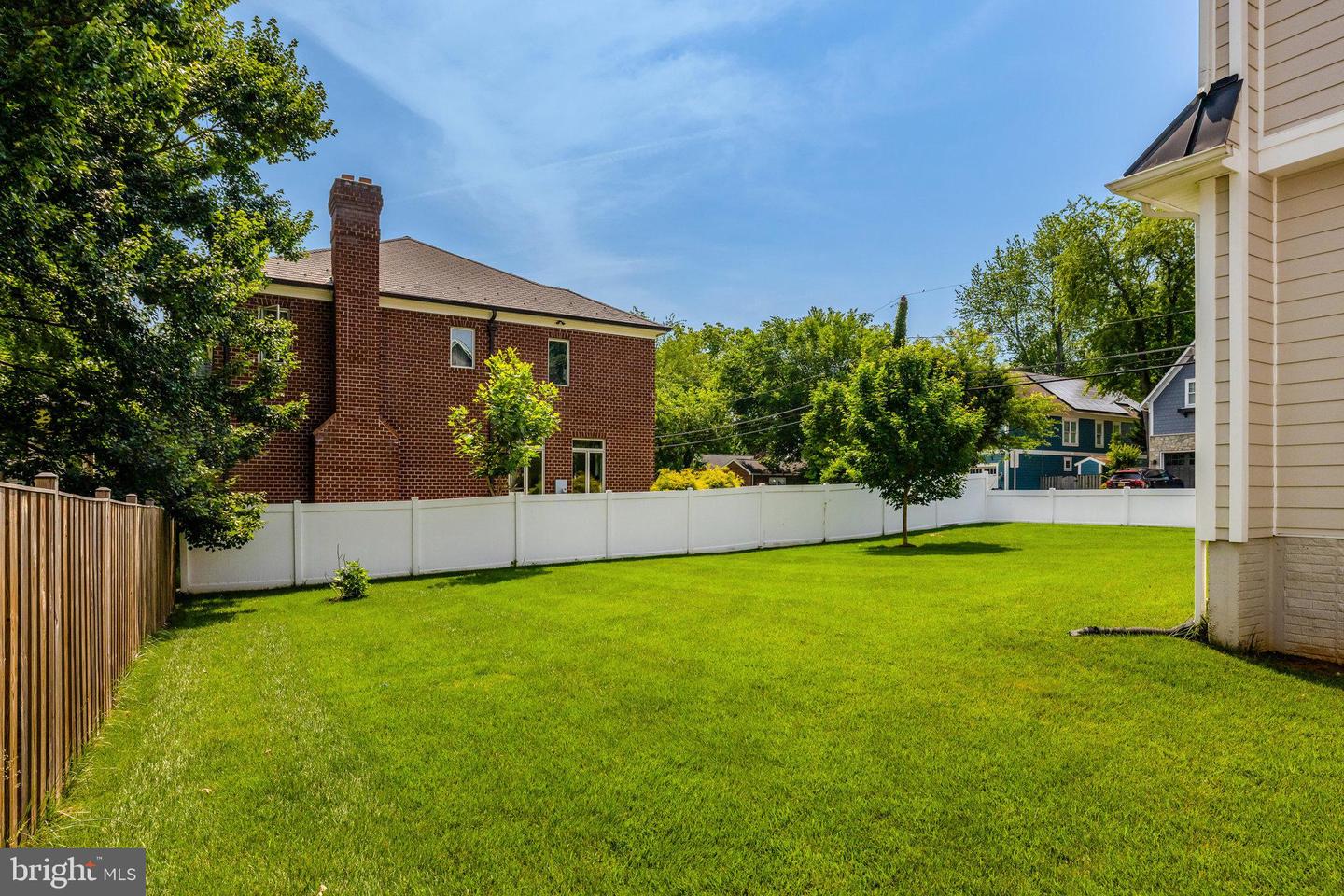 300 JADE CT NW, VIENNA, Virginia 22180, 5 Bedrooms Bedrooms, ,4 BathroomsBathrooms,Residential,For sale,300 JADE CT NW,VAFX2247198 MLS # VAFX2247198