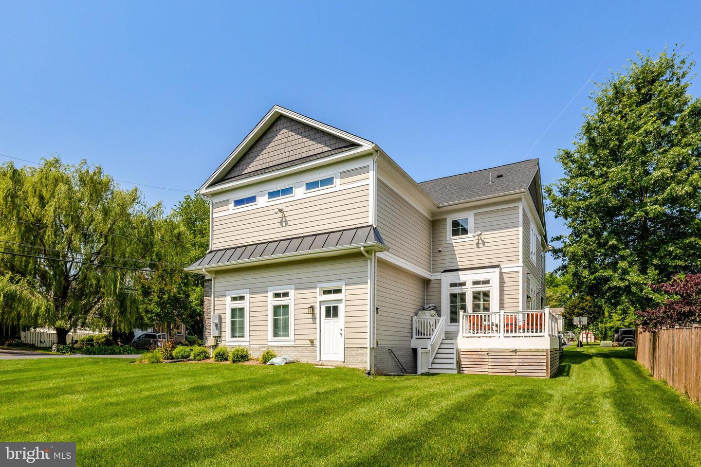 300 JADE CT NW, VIENNA, Virginia 22180, 5 Bedrooms Bedrooms, ,4 BathroomsBathrooms,Residential,For sale,300 JADE CT NW,VAFX2247198 MLS # VAFX2247198