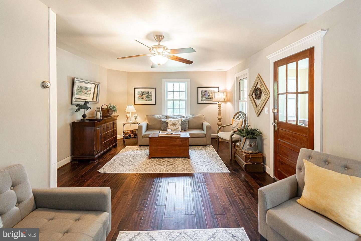 14248 MILLTOWN RD, LOVETTSVILLE, Virginia 20180, 2 Bedrooms Bedrooms, ,1 BathroomBathrooms,Residential,For sale,14248 MILLTOWN RD,VALO2099462 MLS # VALO2099462