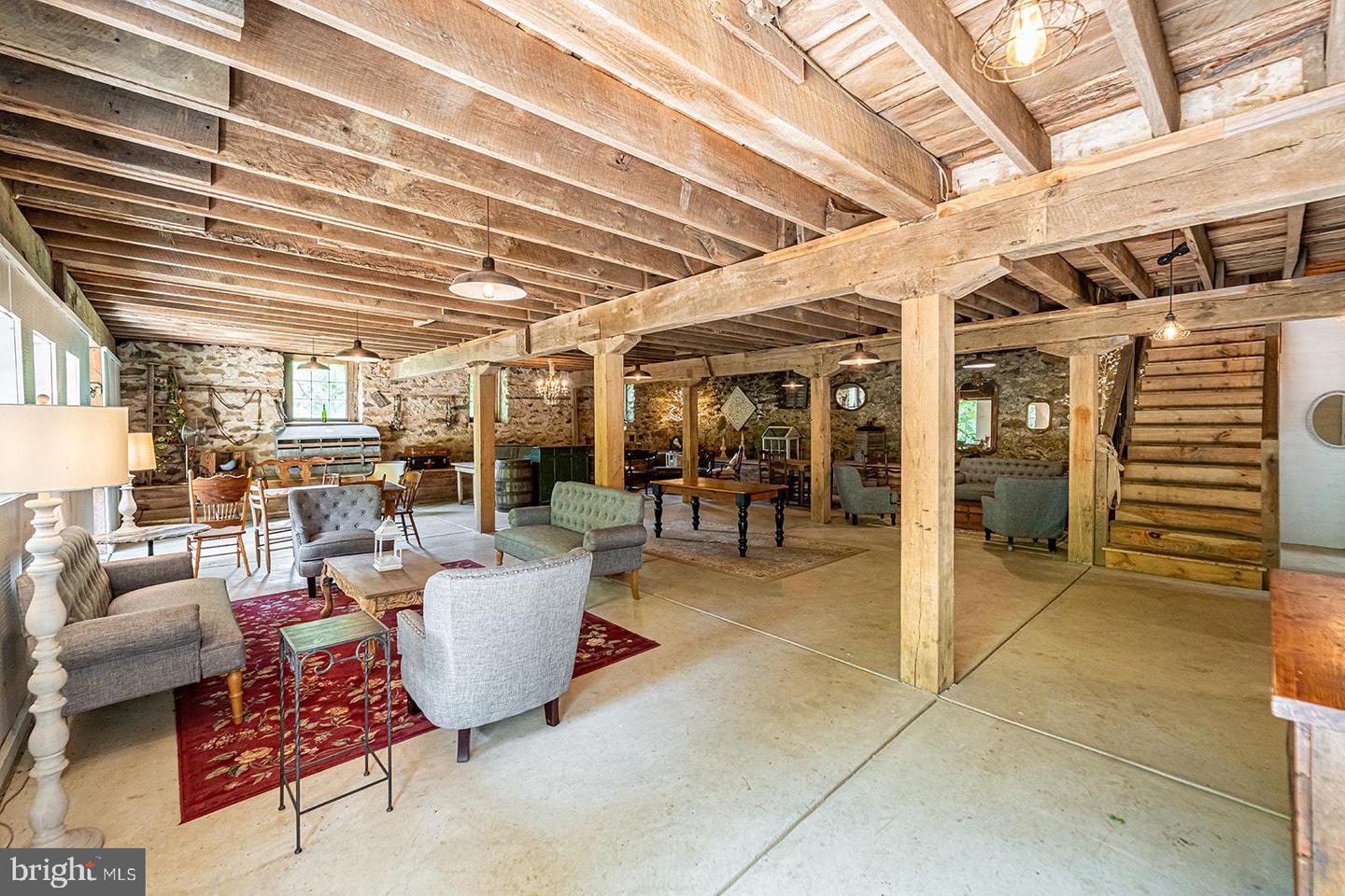 14248 MILLTOWN RD, LOVETTSVILLE, Virginia 20180, 2 Bedrooms Bedrooms, ,1 BathroomBathrooms,Residential,For sale,14248 MILLTOWN RD,VALO2099462 MLS # VALO2099462