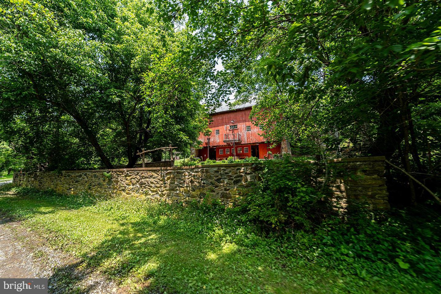 14248 MILLTOWN RD, LOVETTSVILLE, Virginia 20180, 2 Bedrooms Bedrooms, ,1 BathroomBathrooms,Residential,For sale,14248 MILLTOWN RD,VALO2099462 MLS # VALO2099462