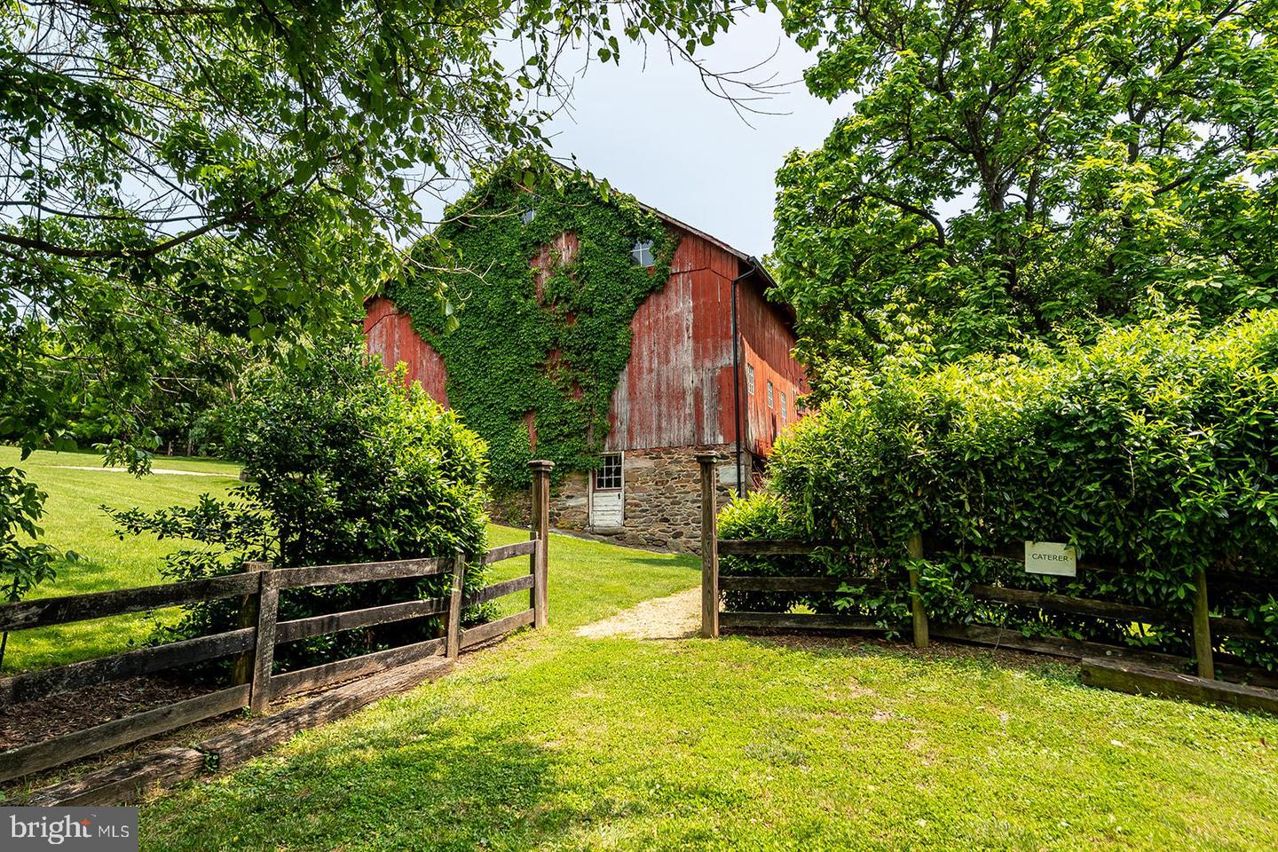 14248 MILLTOWN RD, LOVETTSVILLE, Virginia 20180, 2 Bedrooms Bedrooms, ,1 BathroomBathrooms,Residential,For sale,14248 MILLTOWN RD,VALO2099462 MLS # VALO2099462