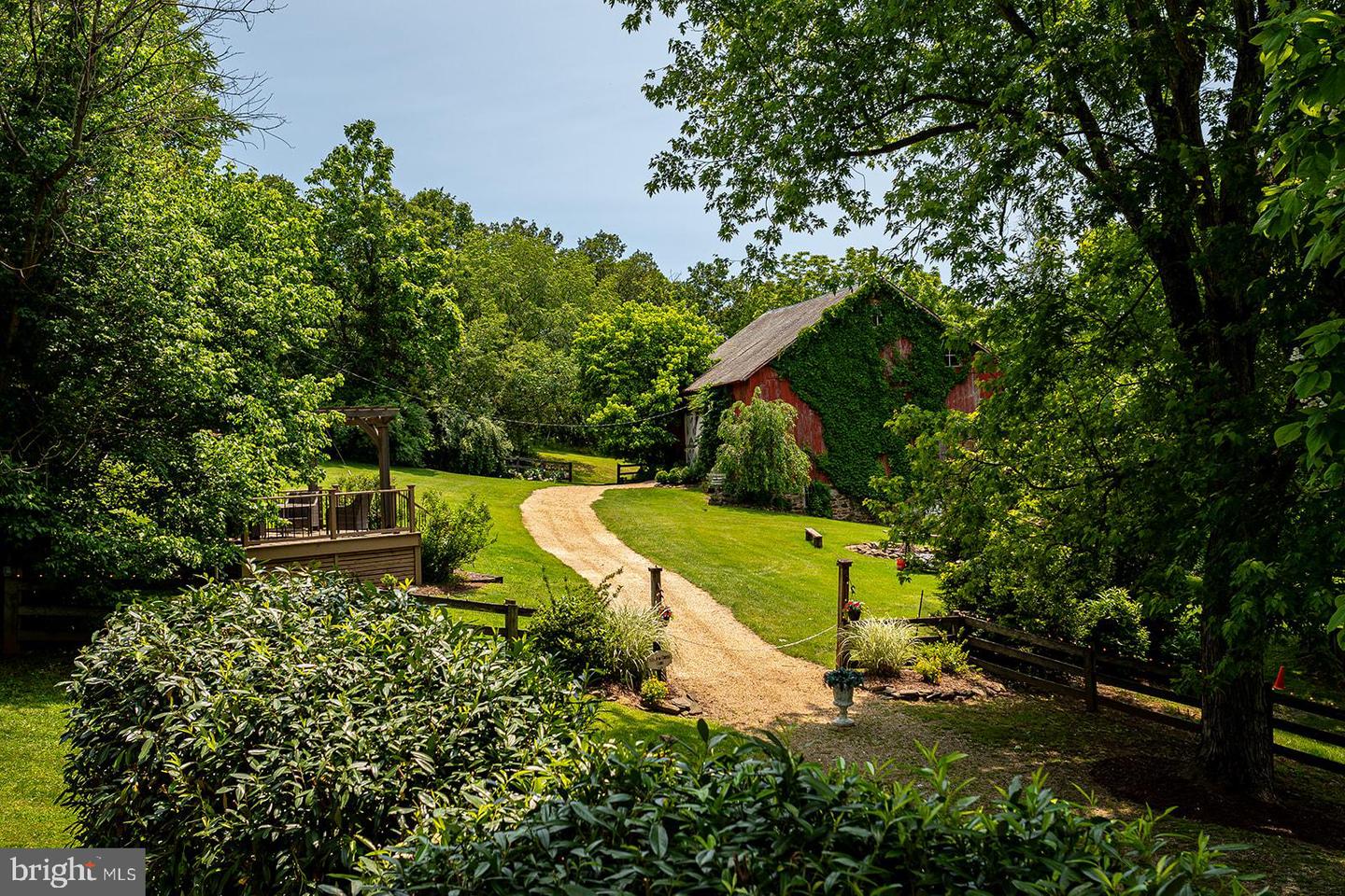 14248 MILLTOWN RD, LOVETTSVILLE, Virginia 20180, 2 Bedrooms Bedrooms, ,1 BathroomBathrooms,Residential,For sale,14248 MILLTOWN RD,VALO2099462 MLS # VALO2099462