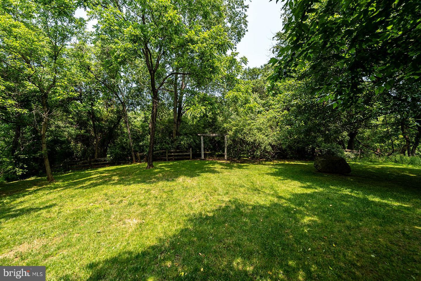 14248 MILLTOWN RD, LOVETTSVILLE, Virginia 20180, 2 Bedrooms Bedrooms, ,1 BathroomBathrooms,Residential,For sale,14248 MILLTOWN RD,VALO2099462 MLS # VALO2099462