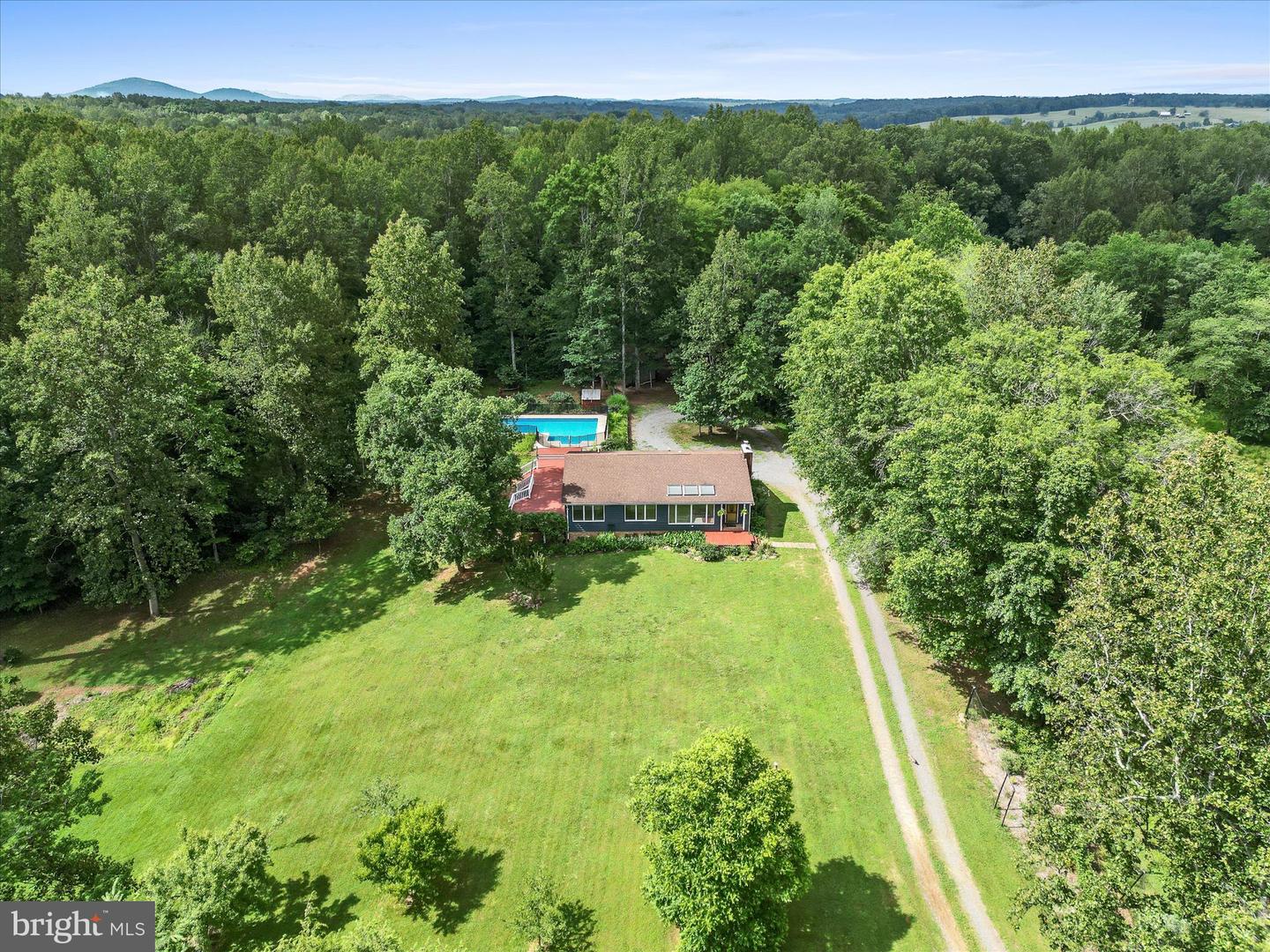 13293 BEECHWOOD LN, RIXEYVILLE, Virginia 22737, 4 Bedrooms Bedrooms, ,3 BathroomsBathrooms,Residential,For sale,13293 BEECHWOOD LN,VACU2010778 MLS # VACU2010778
