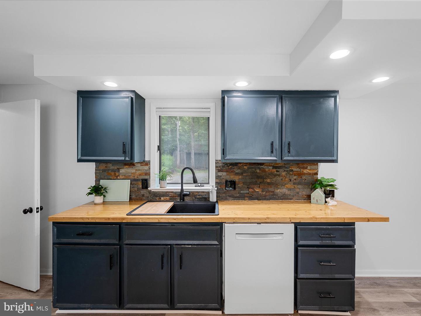 13293 BEECHWOOD LN, RIXEYVILLE, Virginia 22737, 4 Bedrooms Bedrooms, ,3 BathroomsBathrooms,Residential,For sale,13293 BEECHWOOD LN,VACU2010778 MLS # VACU2010778