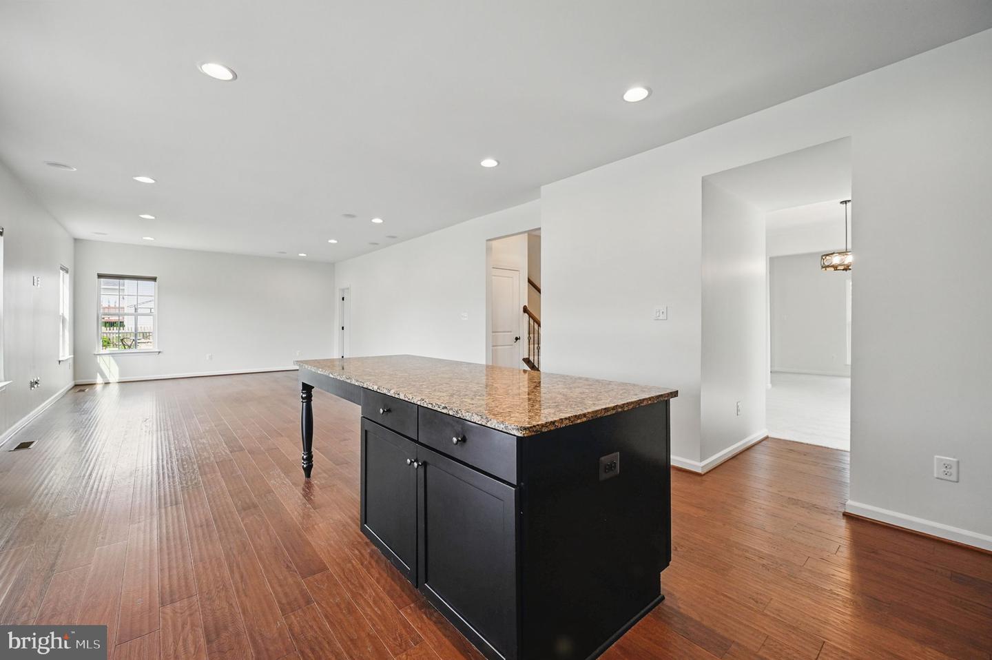 8 WILLIAM ALBERT WAY, LOVETTSVILLE, Virginia 20180, 4 Bedrooms Bedrooms, ,3 BathroomsBathrooms,Residential,For sale,8 WILLIAM ALBERT WAY,VALO2099440 MLS # VALO2099440