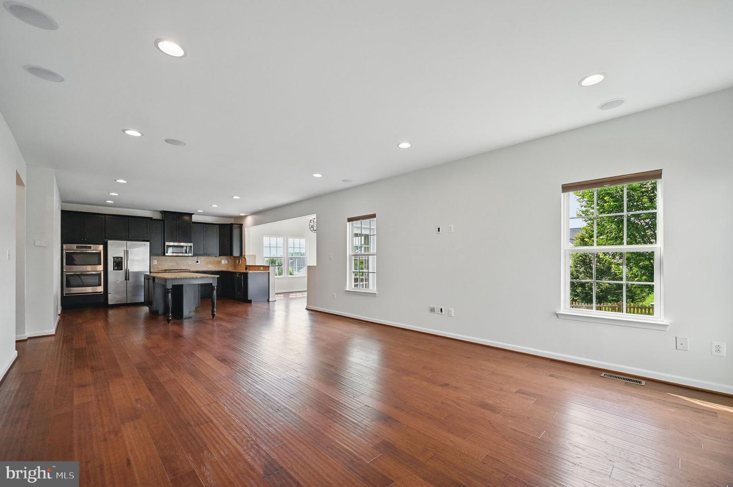8 WILLIAM ALBERT WAY, LOVETTSVILLE, Virginia 20180, 4 Bedrooms Bedrooms, ,3 BathroomsBathrooms,Residential,For sale,8 WILLIAM ALBERT WAY,VALO2099440 MLS # VALO2099440