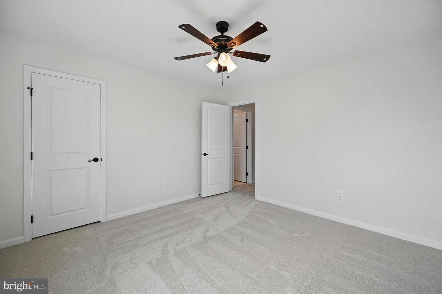 8 WILLIAM ALBERT WAY, LOVETTSVILLE, Virginia 20180, 4 Bedrooms Bedrooms, ,3 BathroomsBathrooms,Residential,For sale,8 WILLIAM ALBERT WAY,VALO2099440 MLS # VALO2099440