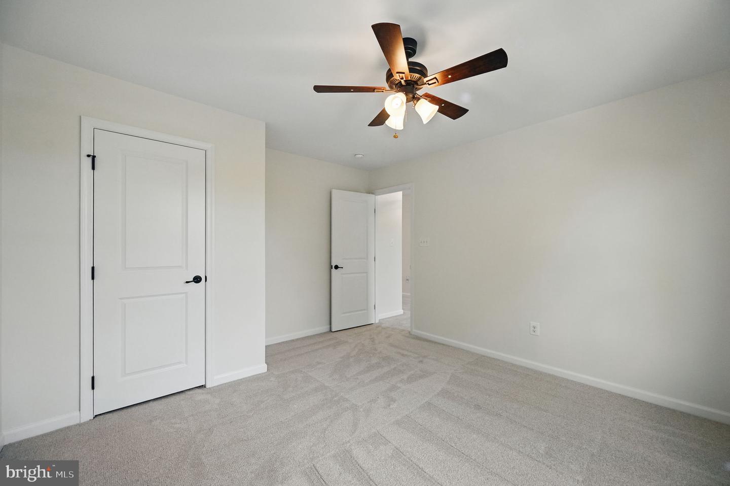 8 WILLIAM ALBERT WAY, LOVETTSVILLE, Virginia 20180, 4 Bedrooms Bedrooms, ,3 BathroomsBathrooms,Residential,For sale,8 WILLIAM ALBERT WAY,VALO2099440 MLS # VALO2099440