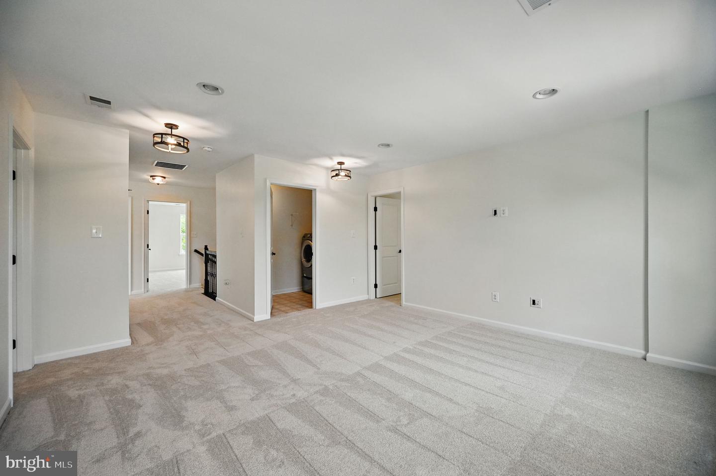 8 WILLIAM ALBERT WAY, LOVETTSVILLE, Virginia 20180, 4 Bedrooms Bedrooms, ,3 BathroomsBathrooms,Residential,For sale,8 WILLIAM ALBERT WAY,VALO2099440 MLS # VALO2099440