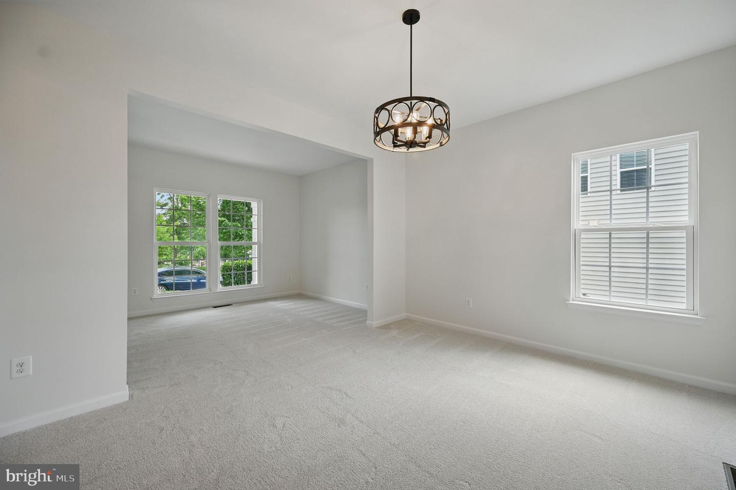 8 WILLIAM ALBERT WAY, LOVETTSVILLE, Virginia 20180, 4 Bedrooms Bedrooms, ,3 BathroomsBathrooms,Residential,For sale,8 WILLIAM ALBERT WAY,VALO2099440 MLS # VALO2099440