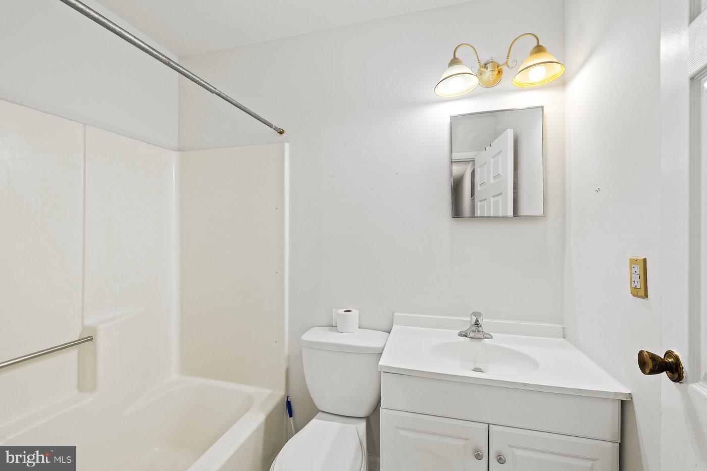 5143 COTTONWOOD CT, FREDERICKSBURG, Virginia 22407, 2 Bedrooms Bedrooms, ,1 BathroomBathrooms,Residential,For sale,5143 COTTONWOOD CT,VASP2033922 MLS # VASP2033922