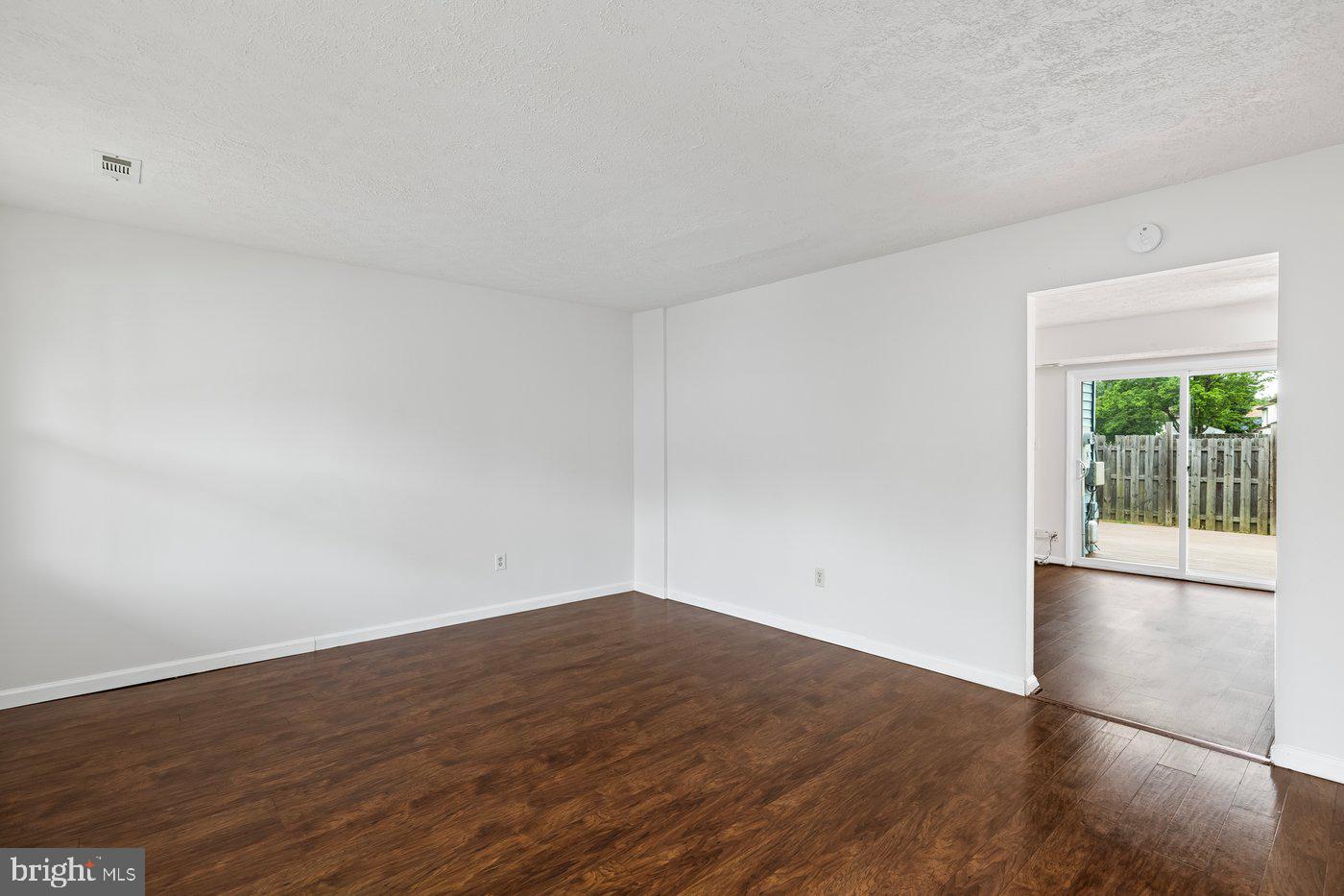 5143 COTTONWOOD CT, FREDERICKSBURG, Virginia 22407, 2 Bedrooms Bedrooms, ,1 BathroomBathrooms,Residential,For sale,5143 COTTONWOOD CT,VASP2033922 MLS # VASP2033922