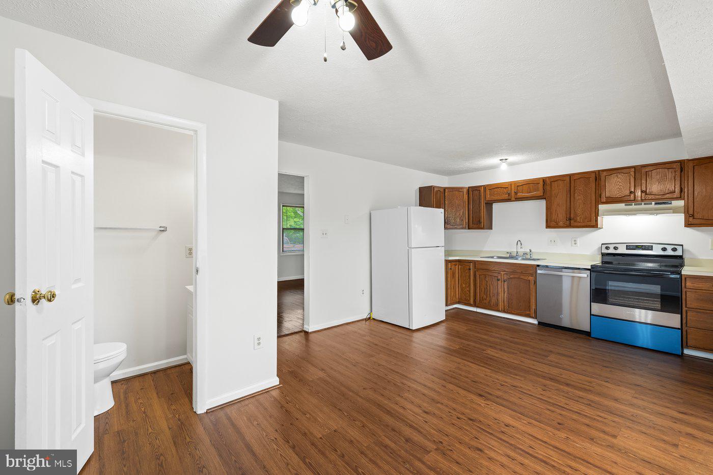 5143 COTTONWOOD CT, FREDERICKSBURG, Virginia 22407, 2 Bedrooms Bedrooms, ,1 BathroomBathrooms,Residential,For sale,5143 COTTONWOOD CT,VASP2033922 MLS # VASP2033922
